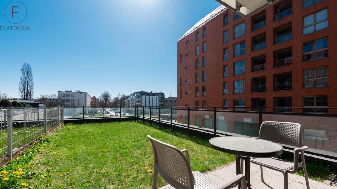 Flatbook - City Center Spa Apartments Motlawa Gdańsk Buitenkant foto
