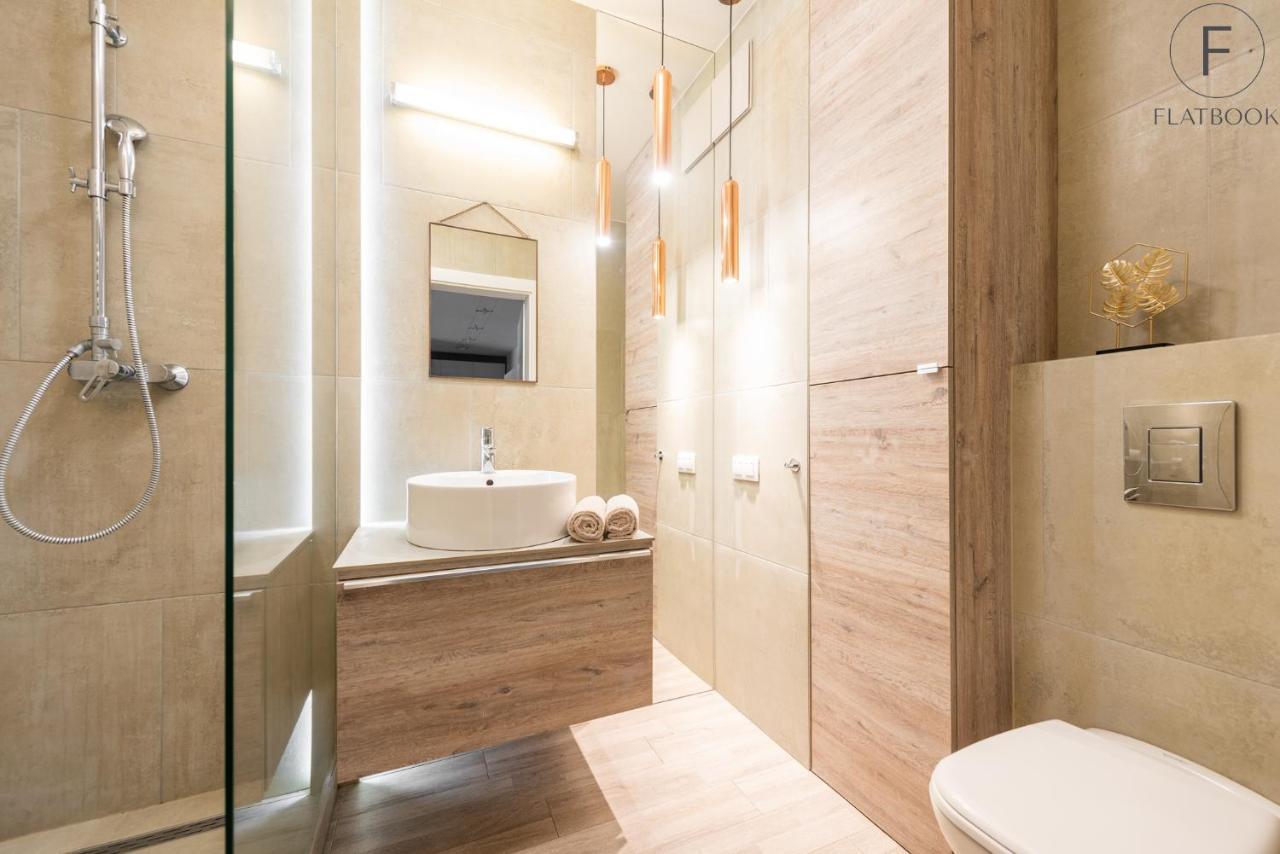 Flatbook - City Center Spa Apartments Motlawa Gdańsk Buitenkant foto