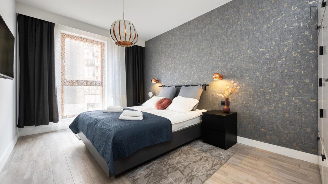 Flatbook - City Center Spa Apartments Motlawa Gdańsk Buitenkant foto